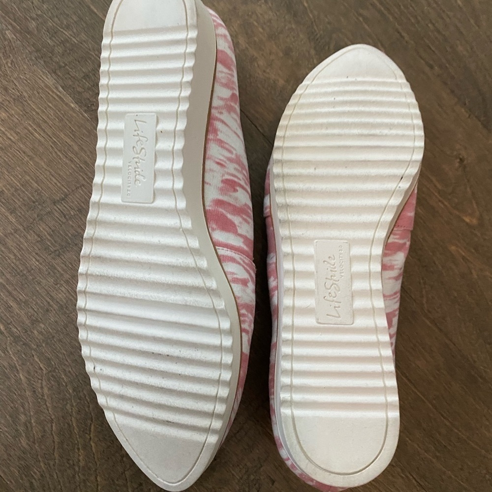 Lifestride Bloom Slip On Pink and White Loafers Flats Size 7.5 - Picture 5 of 6